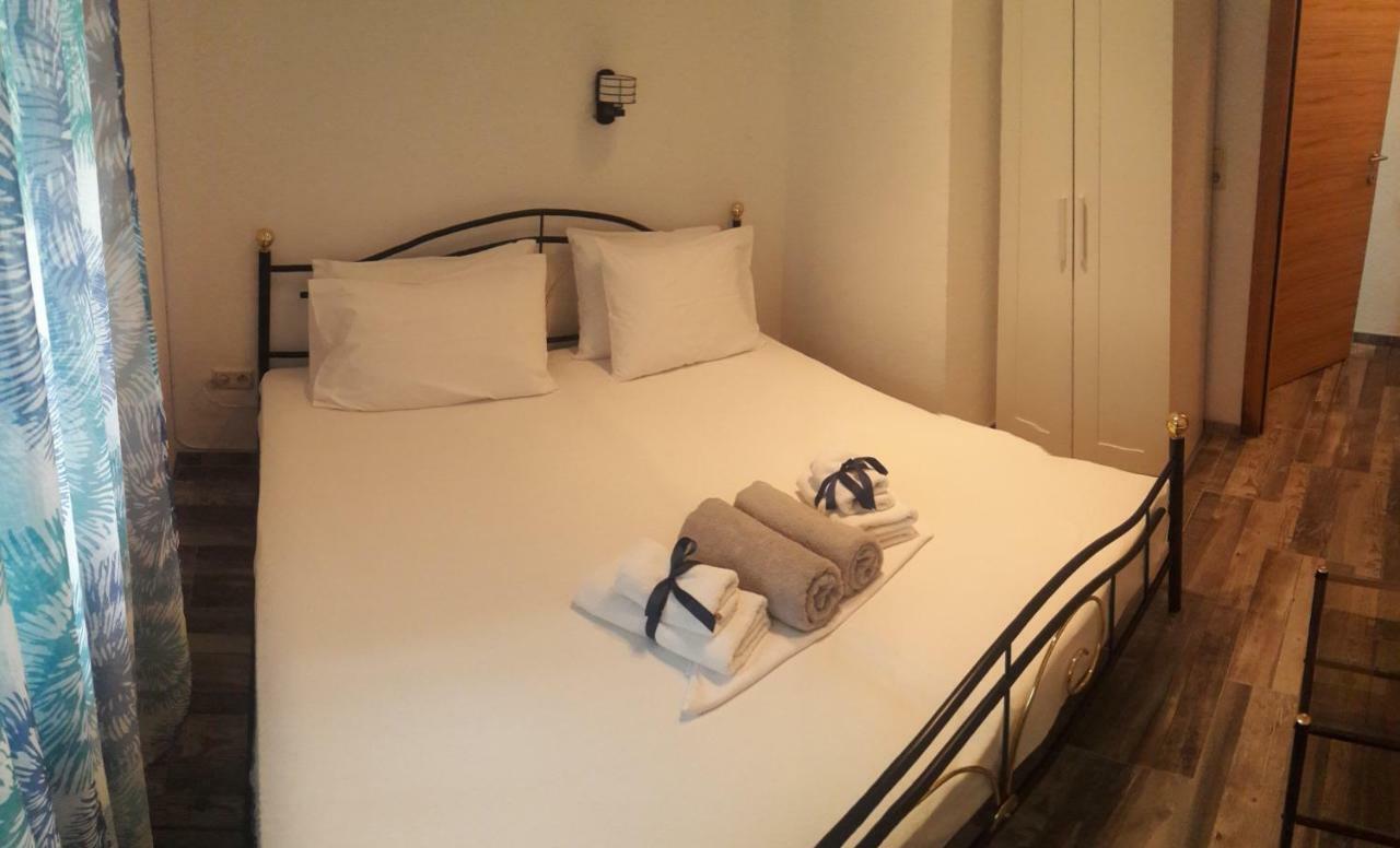 Friends 2 Apartment Peraia  Ngoại thất bức ảnh
