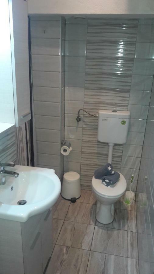 Friends 2 Apartment Peraia  Ngoại thất bức ảnh